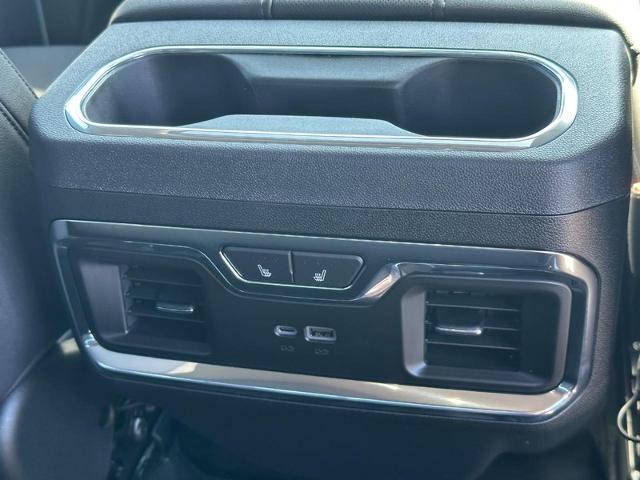 2025 Chevrolet Silverado 1500 Vehicle Photo in COLUMBIA, MO 65203-3903