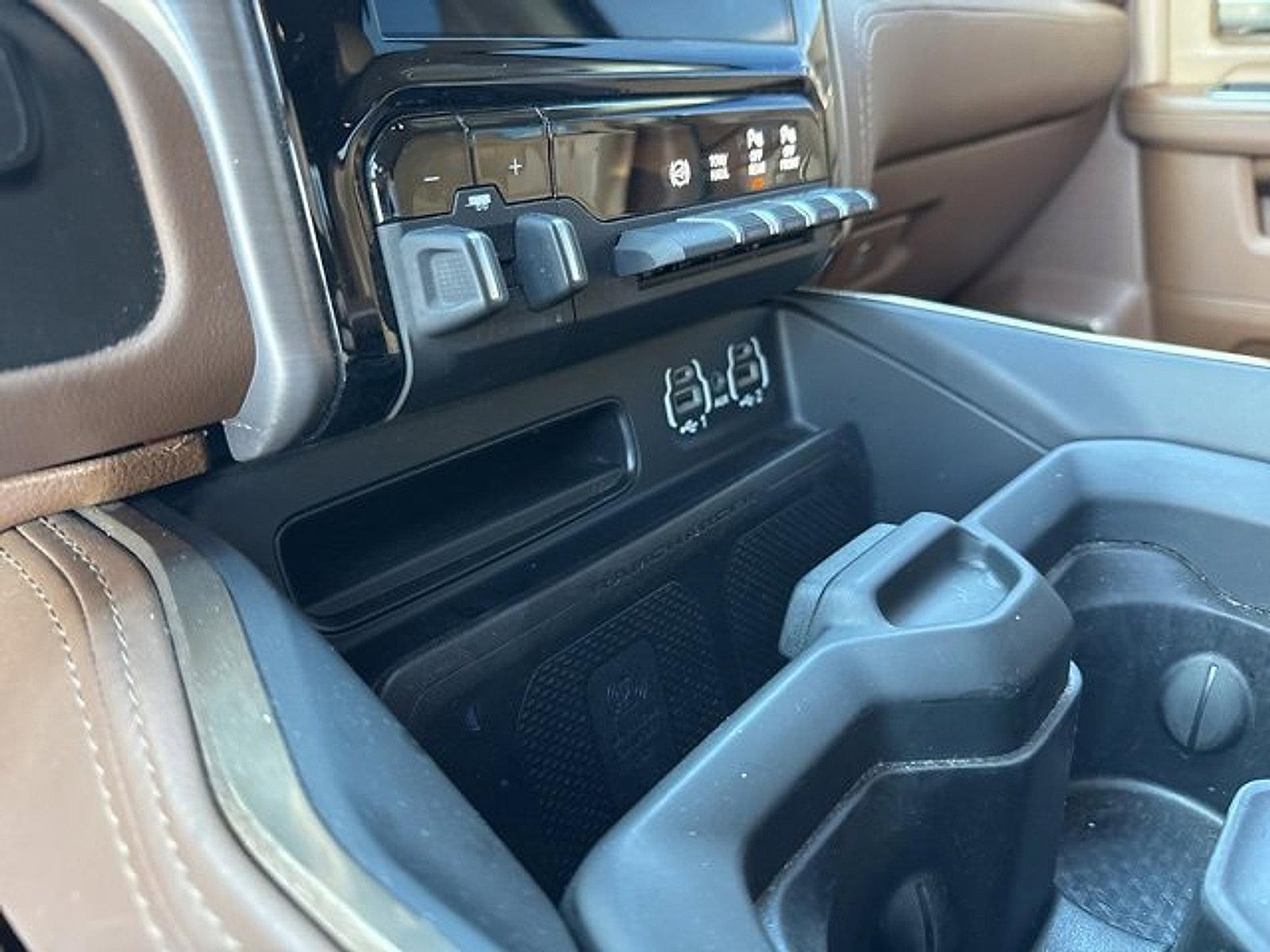 2022 Ram 3500 Vehicle Photo in Trevose, PA 19053
