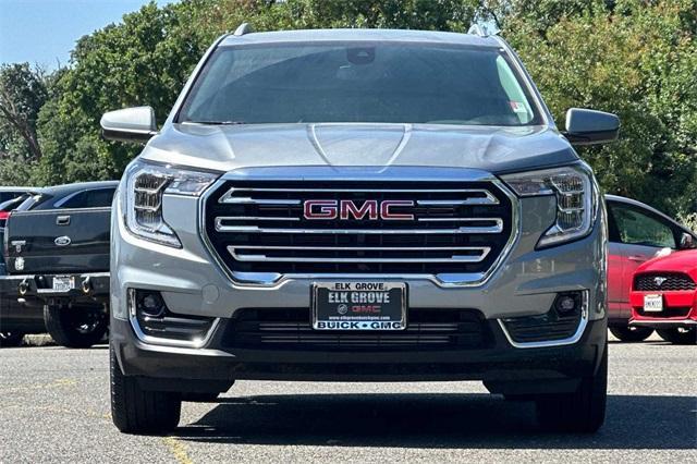 2024 GMC Terrain Vehicle Photo in ELK GROVE, CA 95757-8703