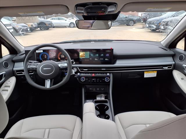 2025 Hyundai SONATA Vehicle Photo in Peoria, IL 61615