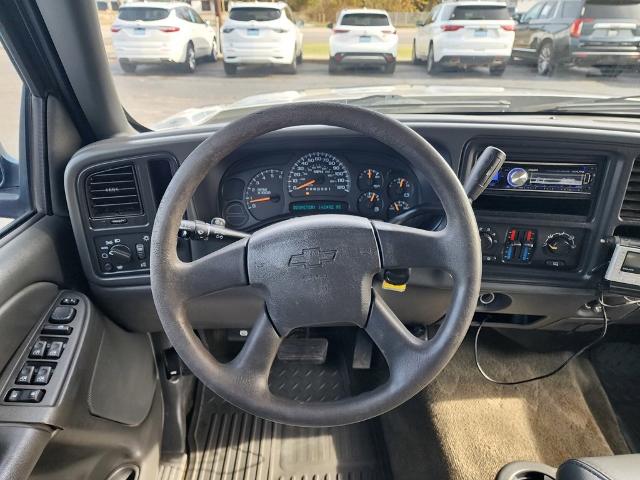 2007 Chevrolet Silverado 1500 Classic Vehicle Photo in PARIS, TX 75460-2116