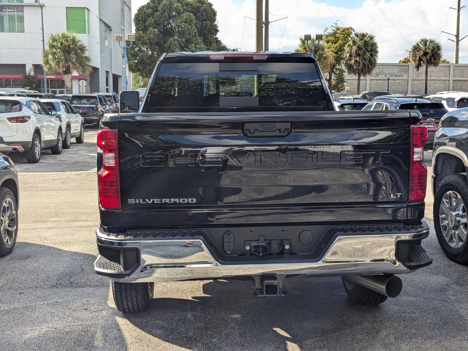 2025 Chevrolet Silverado 2500 HD Vehicle Photo in MIAMI, FL 33134-2699