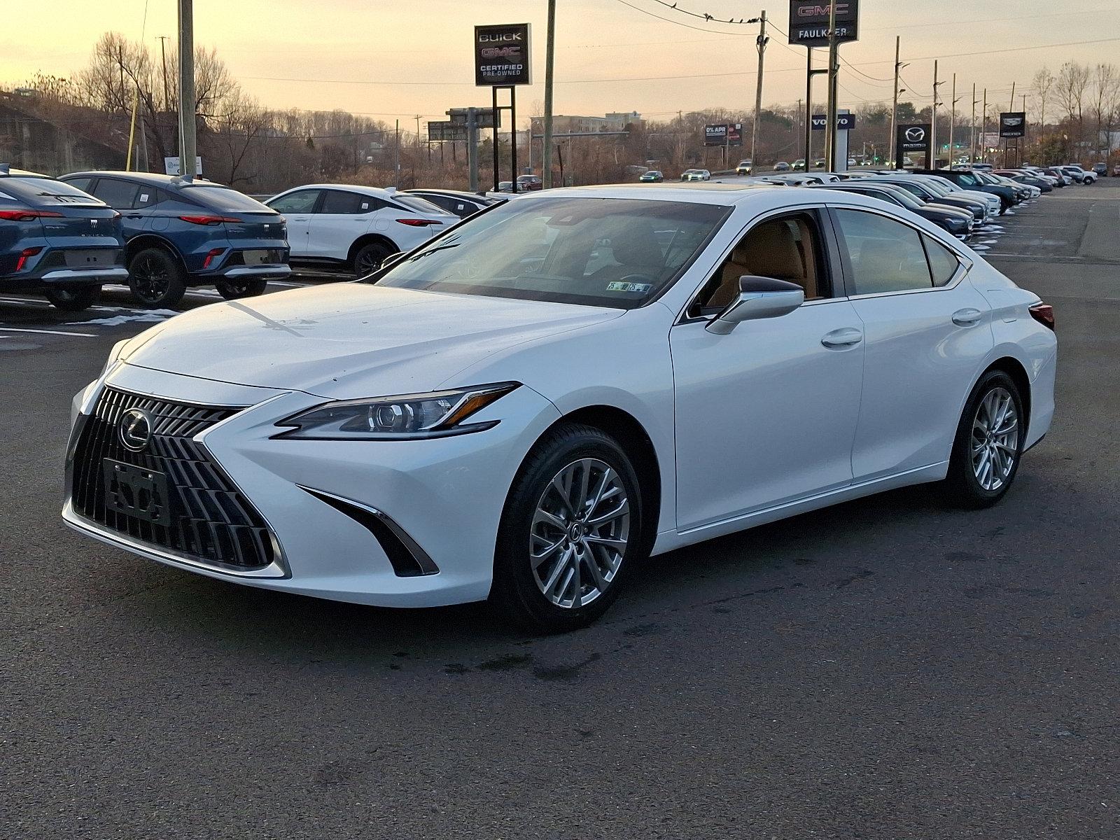 2022 Lexus ES 350 Vehicle Photo in Trevose, PA 19053