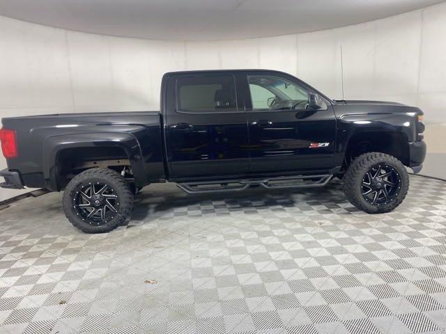 2017 Chevrolet Silverado 1500 Vehicle Photo in MEDINA, OH 44256-9001