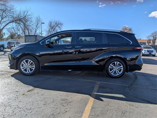 2023 Toyota Sienna Vehicle Photo in AURORA, CO 80012-4011