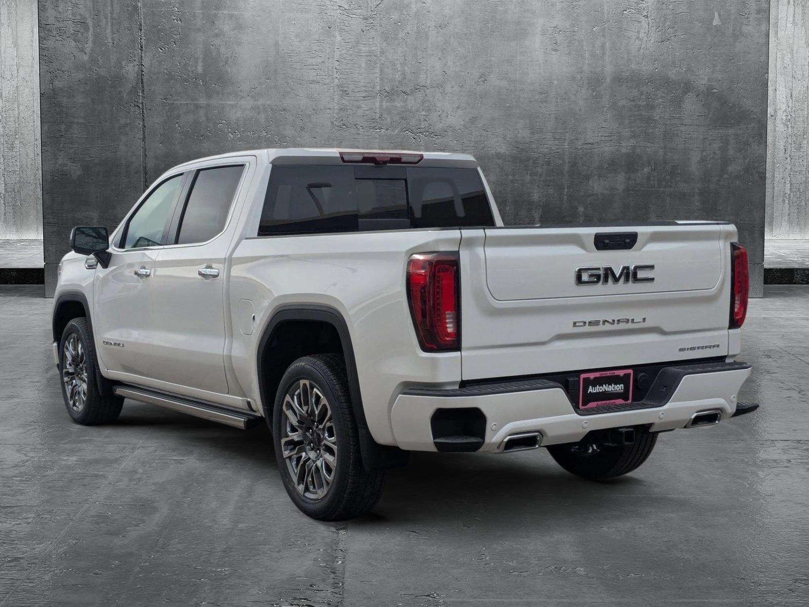 2025 GMC Sierra 1500 Vehicle Photo in LONE TREE, CO 80124-2750