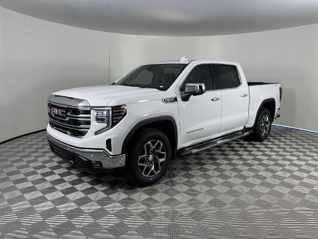 2024 GMC Sierra 1500 Vehicle Photo in GILBERT, AZ 85297-0402