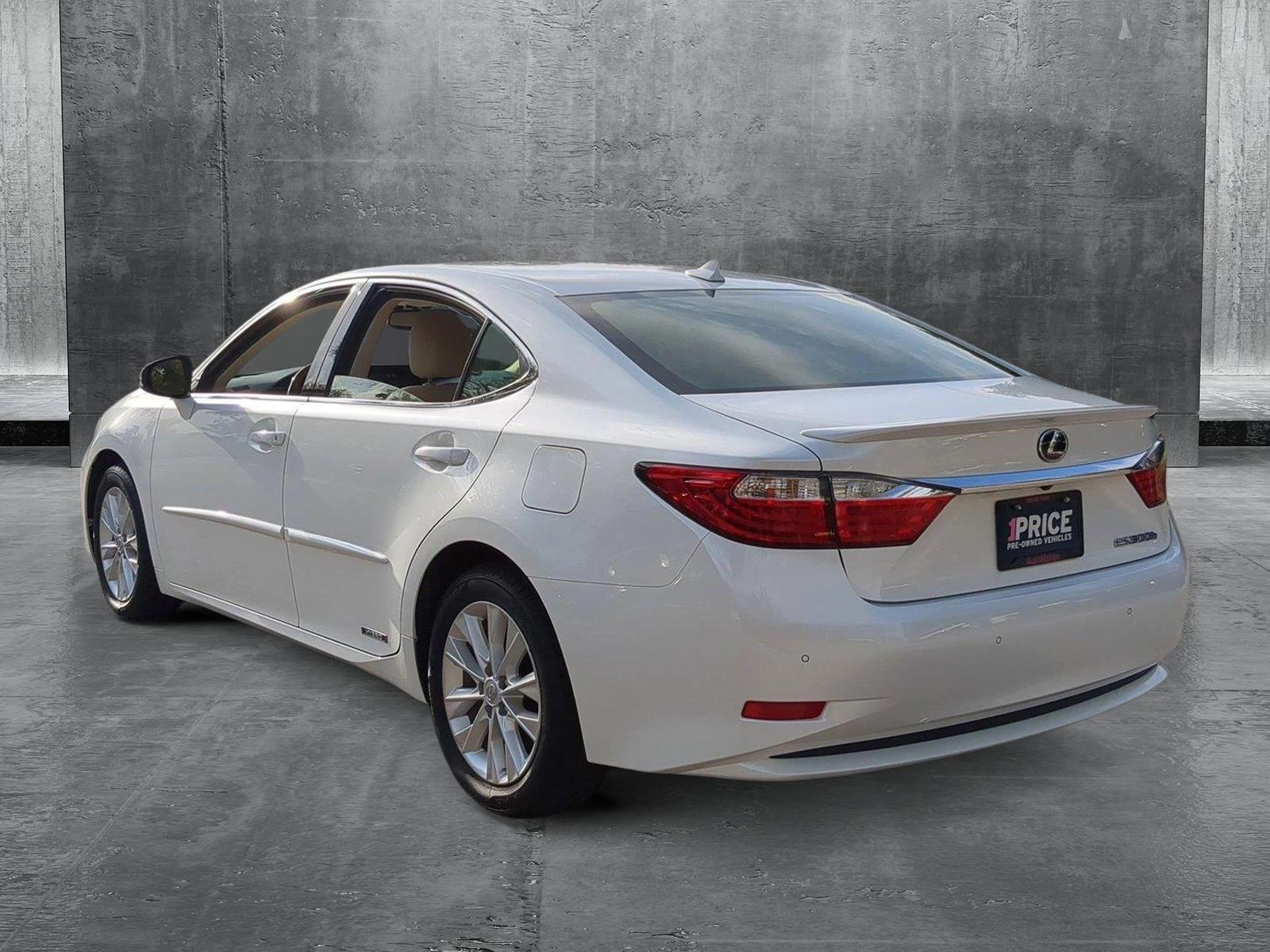 2013 Lexus ES 300h Vehicle Photo in West Palm Beach, FL 33417