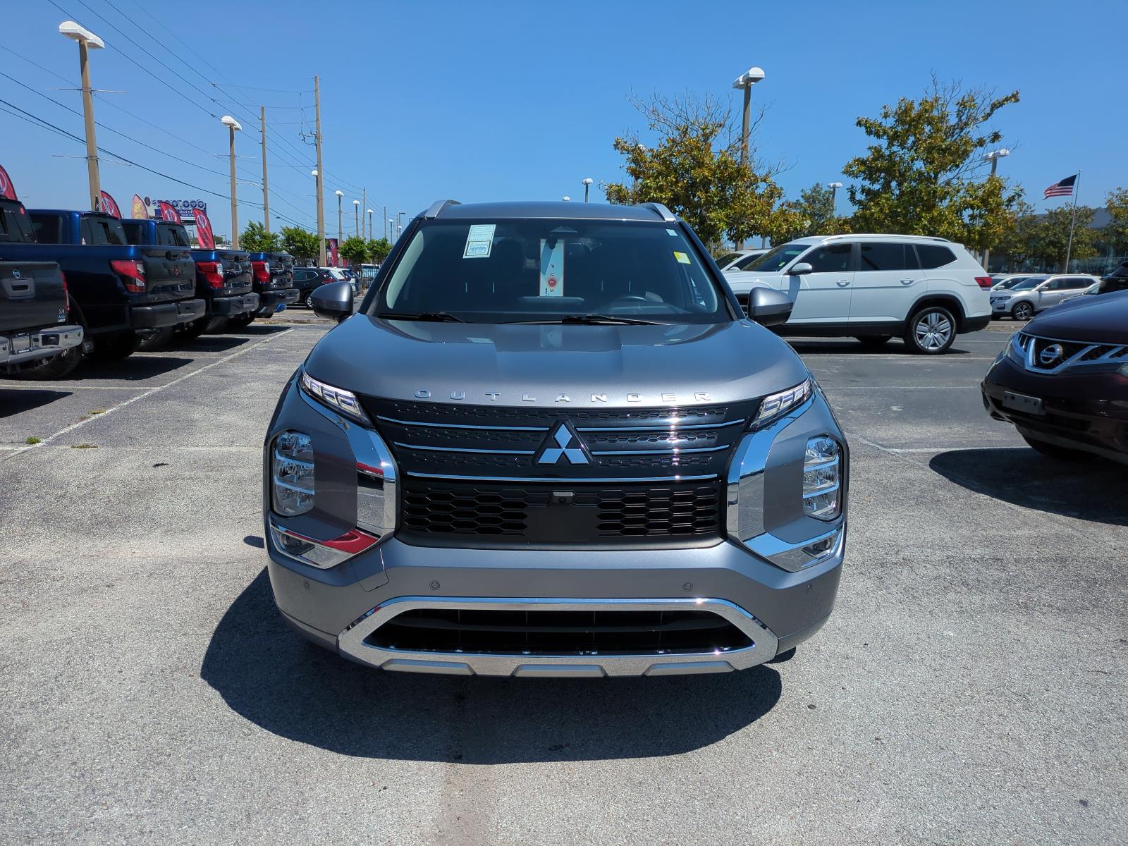 Used 2022 Mitsubishi Outlander SEL Special Edition with VIN JA4J3VA80NZ077803 for sale in Clermont, FL