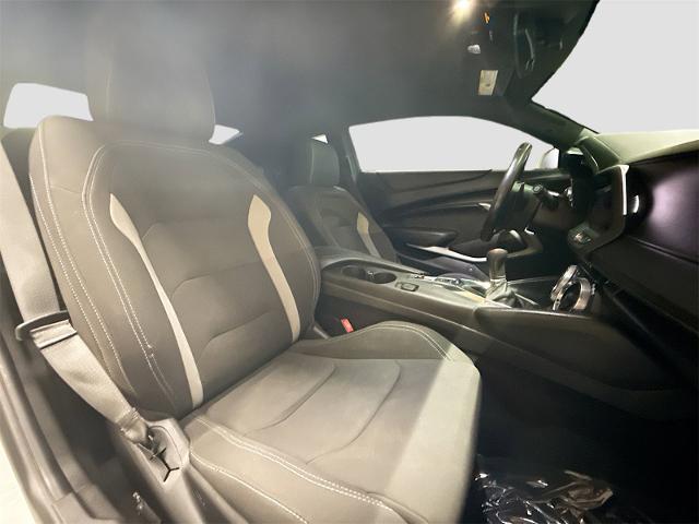 2019 Chevrolet Camaro Vehicle Photo in EVERETT, WA 98203-5662
