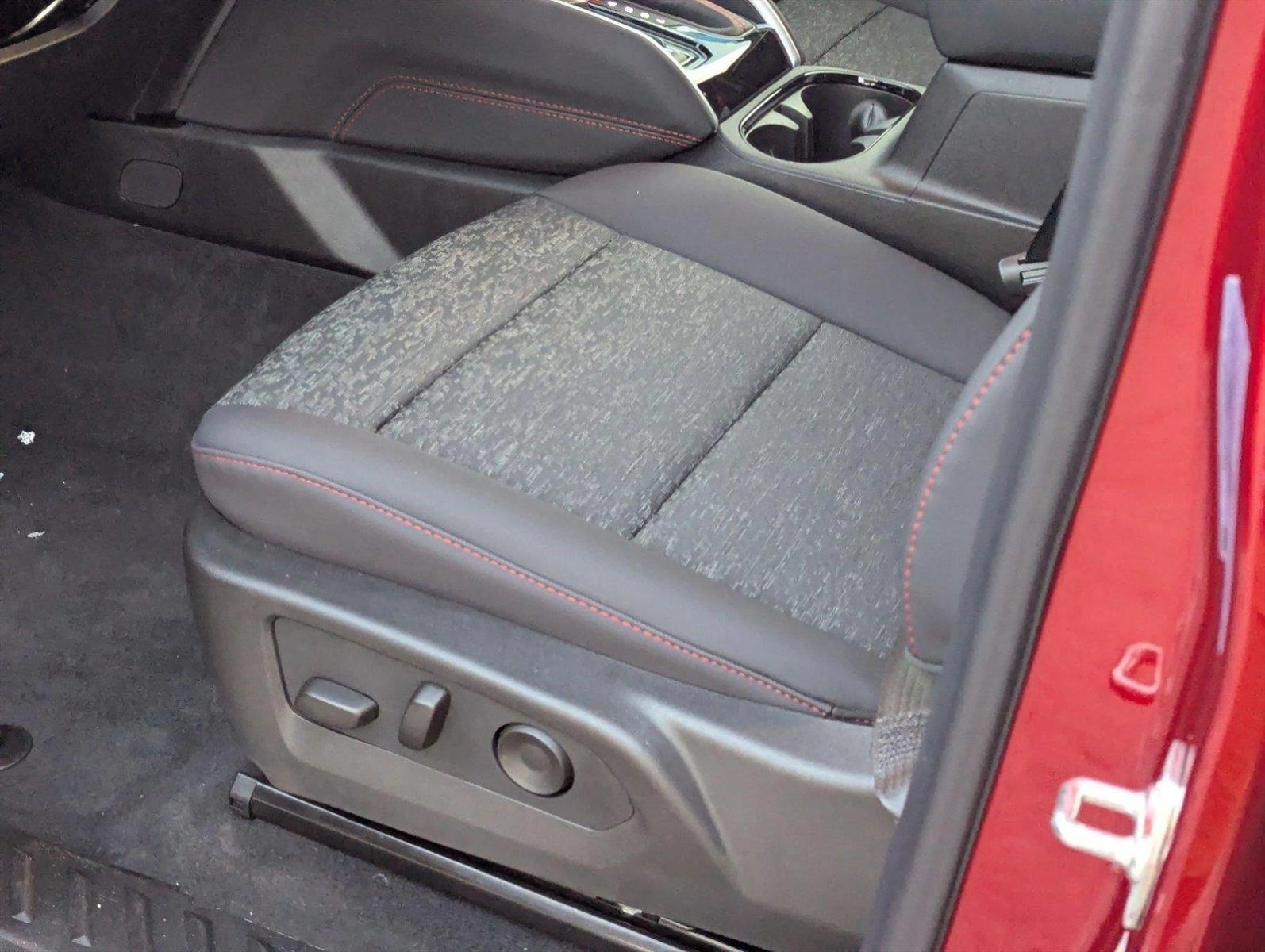 2025 Chevrolet Colorado Vehicle Photo in GREENACRES, FL 33463-3207
