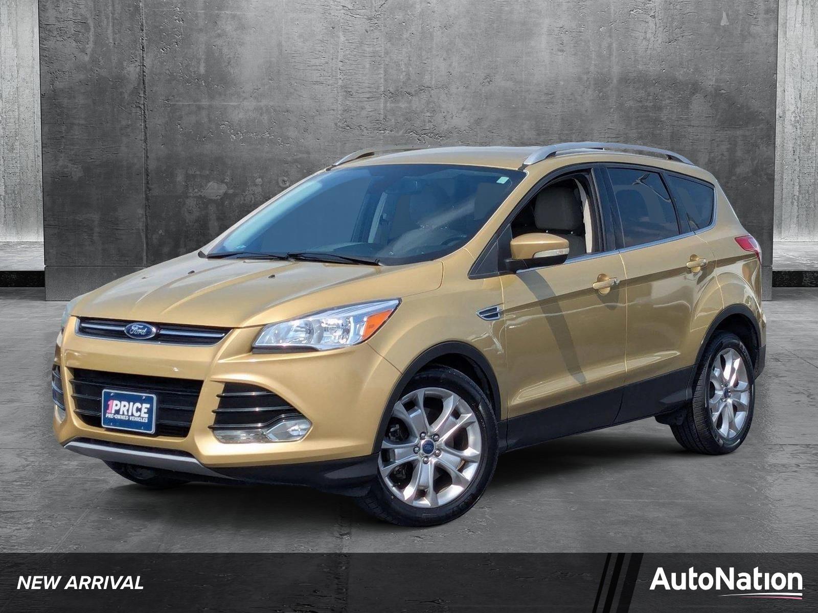 2014 Ford Escape Vehicle Photo in VALENCIA, CA 91355-1705