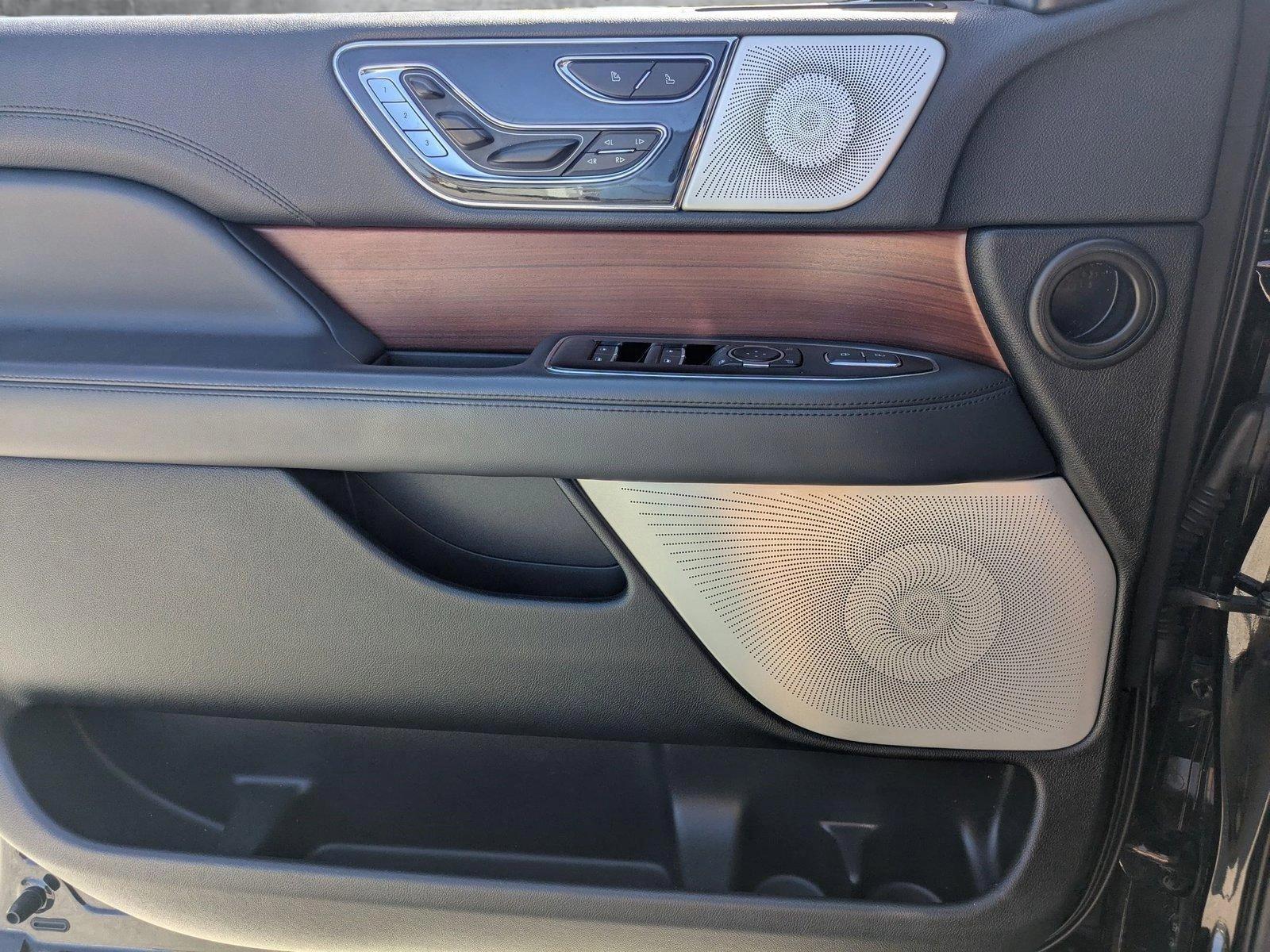 2022 Lincoln Navigator Vehicle Photo in Sarasota, FL 34231