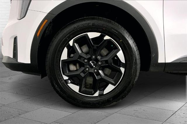 2024 Kia Sorento Vehicle Photo in Lees Summit, MO 64086