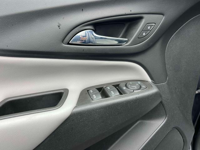 2022 Chevrolet Equinox Vehicle Photo in Roslyn, NY 11576