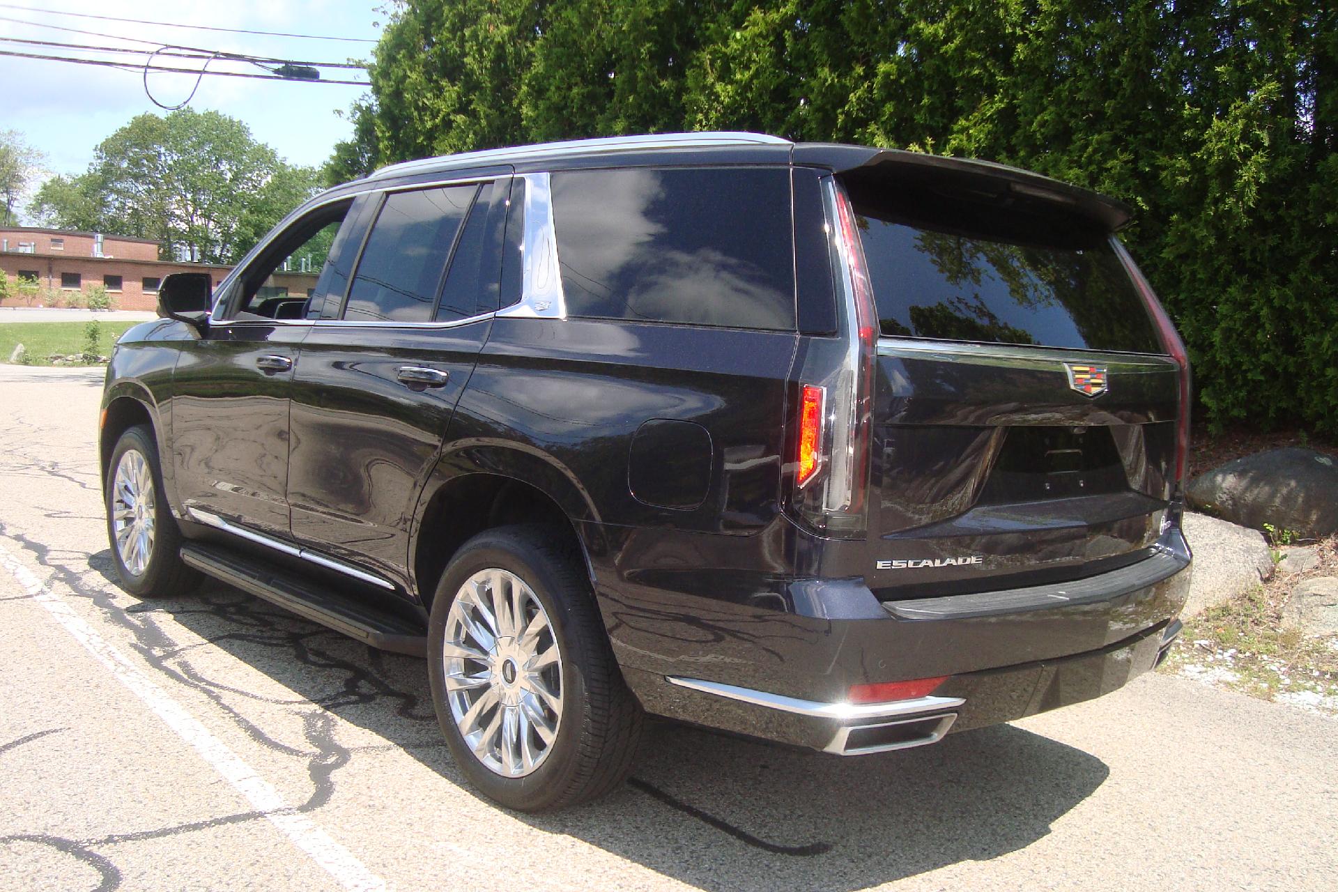 2023 Cadillac Escalade Vehicle Photo in PORTSMOUTH, NH 03801-4196