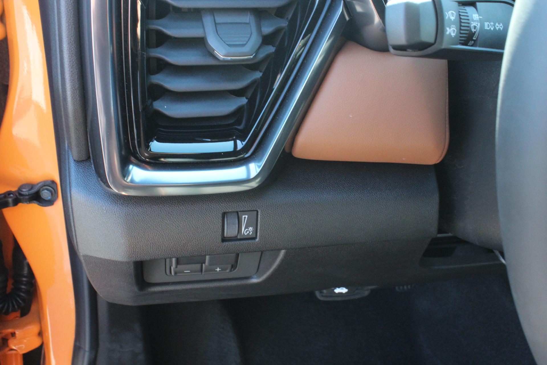 2025 GMC Canyon Vehicle Photo in AURORA, CO 80012-4011