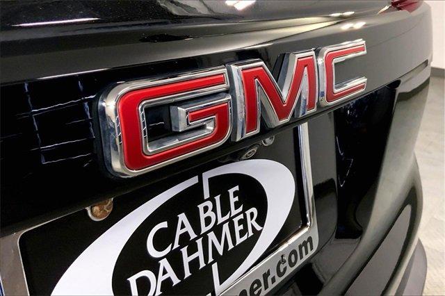 2023 GMC Acadia Vehicle Photo in KANSAS CITY, MO 64114-4502