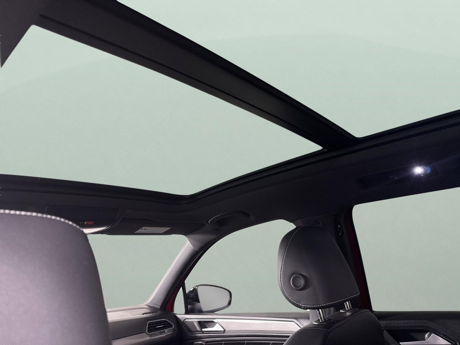 2024 Volkswagen Tiguan Vehicle Photo in Georgetown, TX 78626