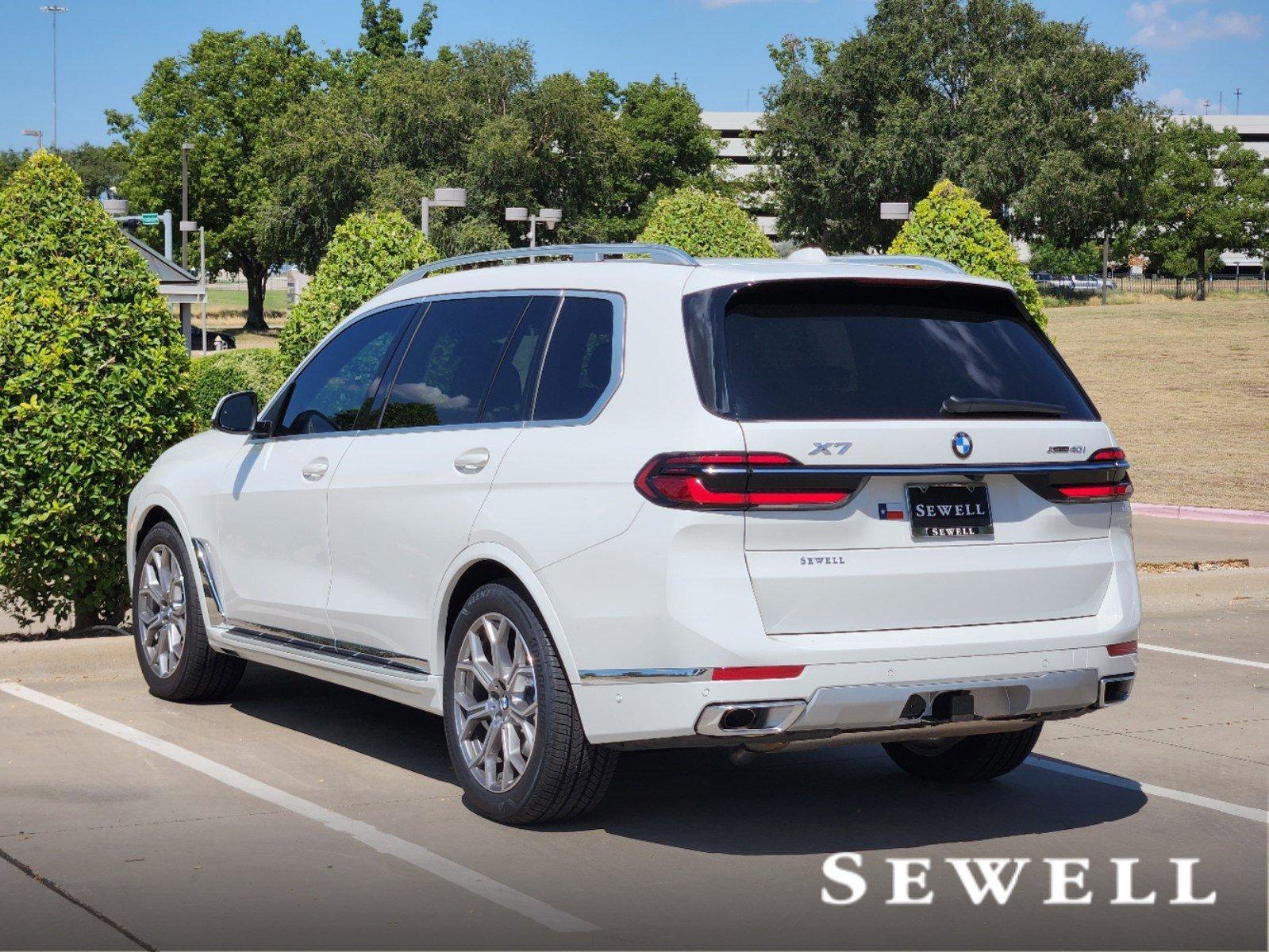 2025 BMW X7 xDrive40i Vehicle Photo in PLANO, TX 75024