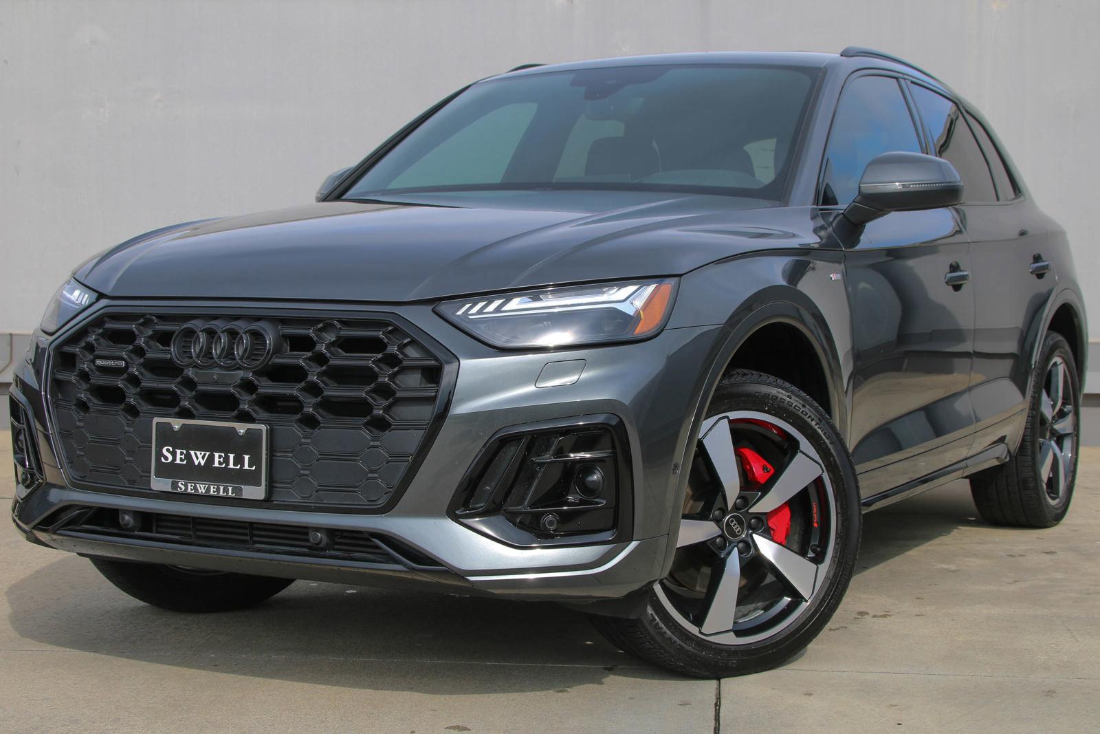 2024 Audi Q5 Vehicle Photo in SUGAR LAND, TX 77478