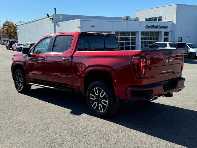 2025 GMC Sierra 1500 Vehicle Photo in LOWELL, MA 01852-4336