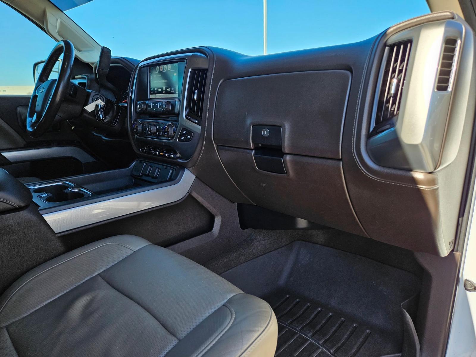 2017 Chevrolet Silverado 1500 Vehicle Photo in Seguin, TX 78155