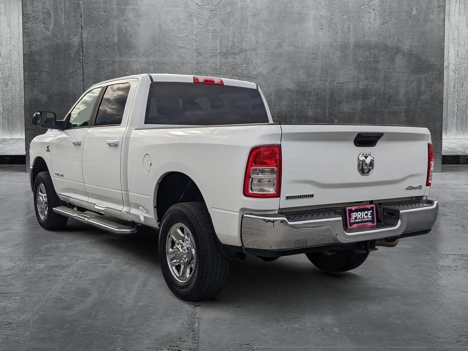 2022 Ram 3500 Vehicle Photo in TIMONIUM, MD 21093-2300