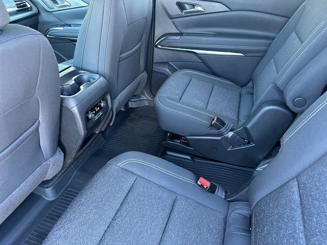 2025 Chevrolet Traverse Vehicle Photo in RIVERSIDE, CA 92504-4106