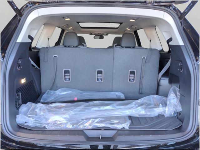 2025 Subaru Ascent Vehicle Photo in Green Bay, WI 54304