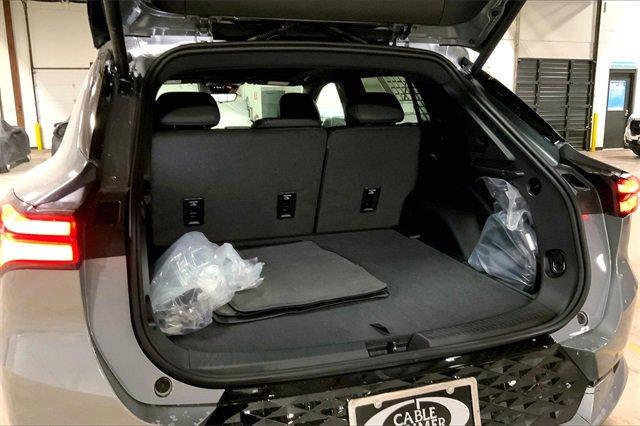 2025 Chevrolet Equinox EV Vehicle Photo in KANSAS CITY, MO 64114-4502