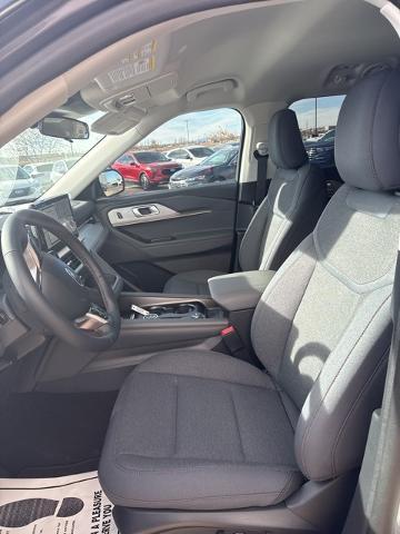 2025 Ford Explorer Vehicle Photo in Winslow, AZ 86047-2439