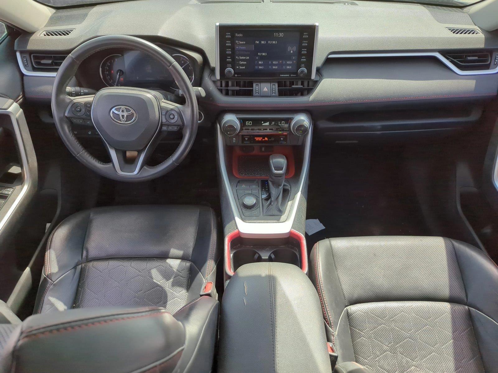 2020 Toyota RAV4 Vehicle Photo in Ft. Myers, FL 33907