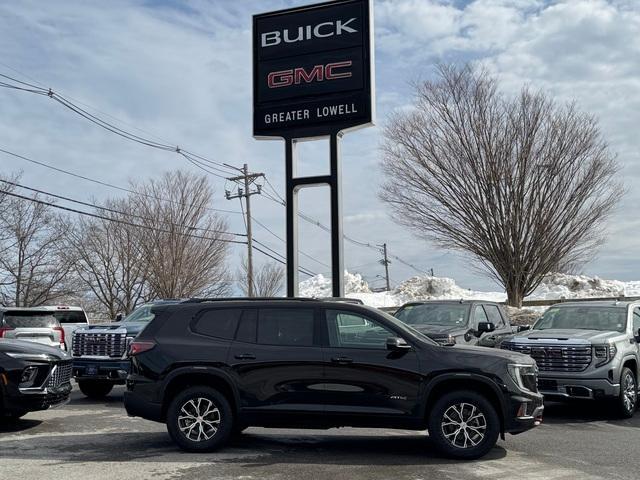 2025 GMC Acadia Vehicle Photo in LOWELL, MA 01852-4336