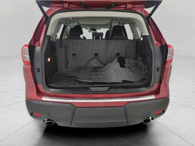 2023 Subaru Ascent Vehicle Photo in Green Bay, WI 54304