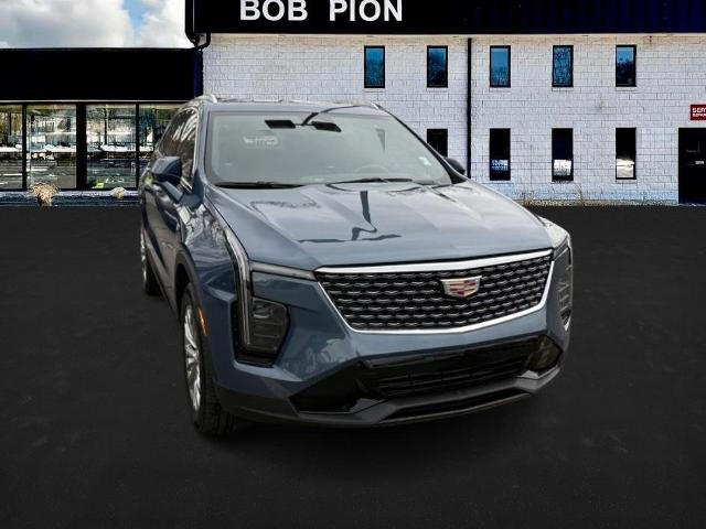 2024 Cadillac XT4 Vehicle Photo in CHICOPEE, MA 01020-5001