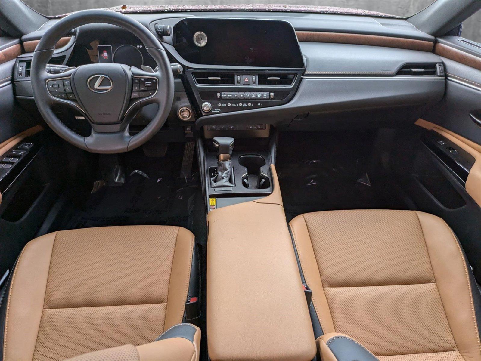 2024 Lexus ES 350 Vehicle Photo in Tampa, FL 33614