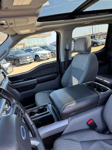 2021 Ford F-150 Vehicle Photo in Peoria, IL 61615