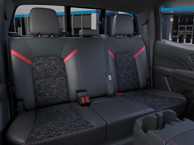 2025 Chevrolet Colorado Vehicle Photo in MOON TOWNSHIP, PA 15108-2571