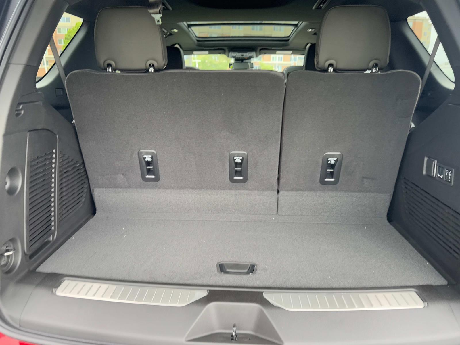 2025 Chevrolet Tahoe Vehicle Photo in LOS ANGELES, CA 90007-3794