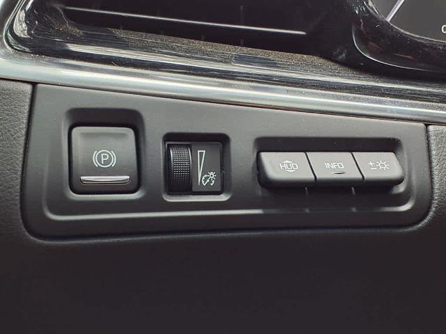 2025 Cadillac XT5 Vehicle Photo in San Antonio, TX 78230-1001