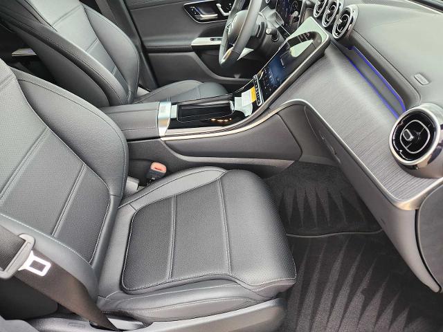 2025 Mercedes-Benz GLC Vehicle Photo in HOUSTON, TX 77079