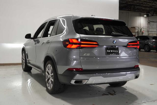 2025 BMW X5 sDrive40i Vehicle Photo in GRAPEVINE, TX 76051