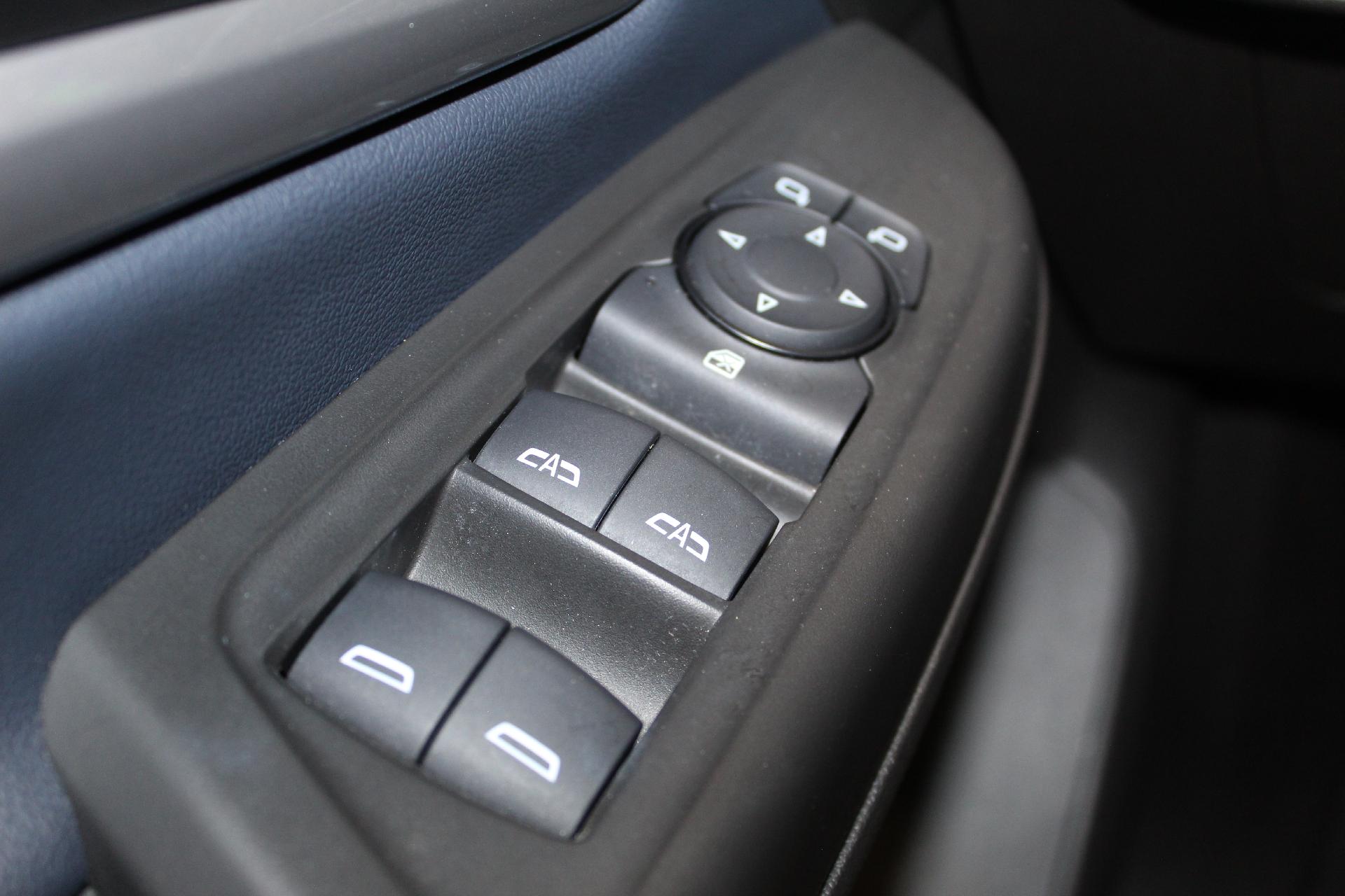2022 Chevrolet Bolt EUV Vehicle Photo in NORTHAMPTON, MA 01060-1120
