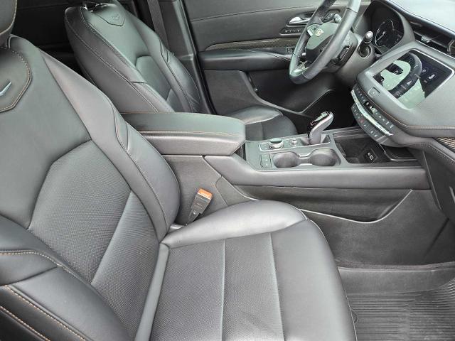 2022 Cadillac XT4 Vehicle Photo in DENTON, TX 76210-9321