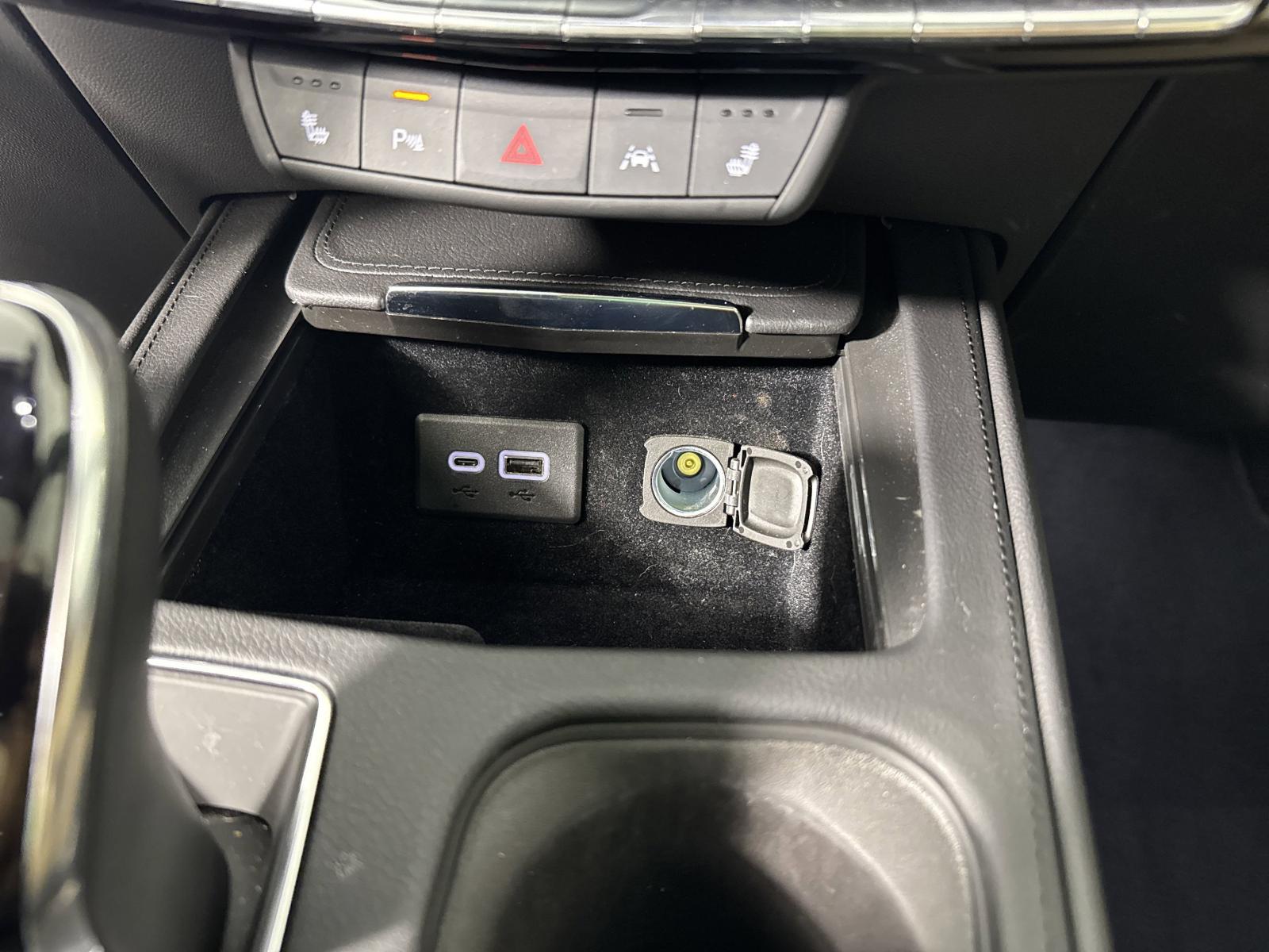 2024 Cadillac XT4 Vehicle Photo in GEORGETOWN, TX 78626-7508