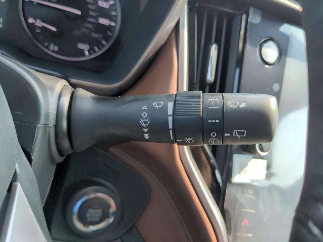 2025 Subaru Outback Vehicle Photo in Green Bay, WI 54304