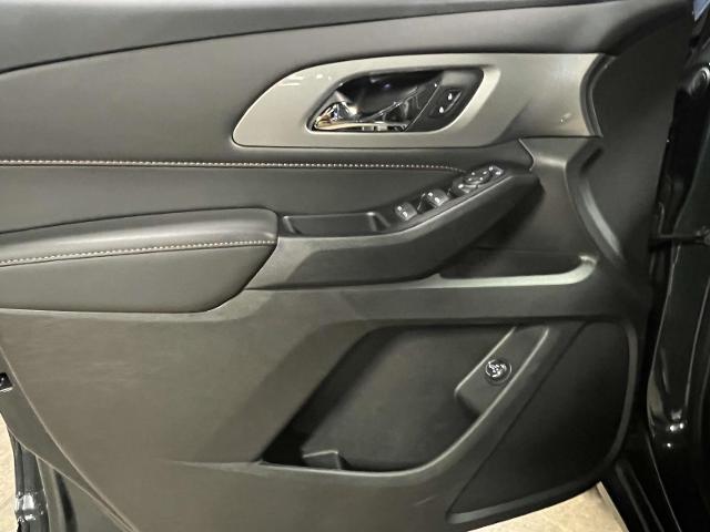 2020 Chevrolet Traverse Vehicle Photo in Roslyn, NY 11576