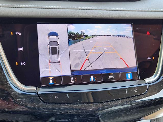 2022 Cadillac XT6 Vehicle Photo in DENTON, TX 76210-9321