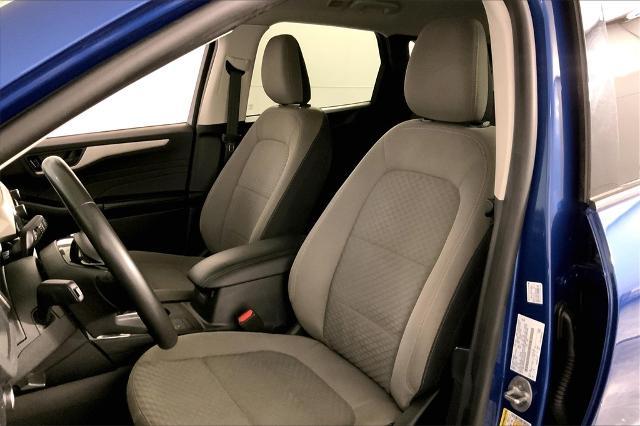 2022 Ford Escape Vehicle Photo in Lees Summit, MO 64086